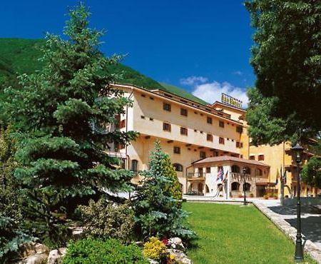 Leo Hotel Леонесса Экстерьер фото